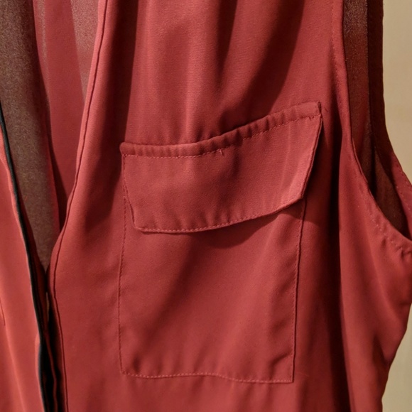 Red sleeveless button down - Picture 3 of 3